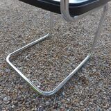 B32 chair by Marcel Breuer