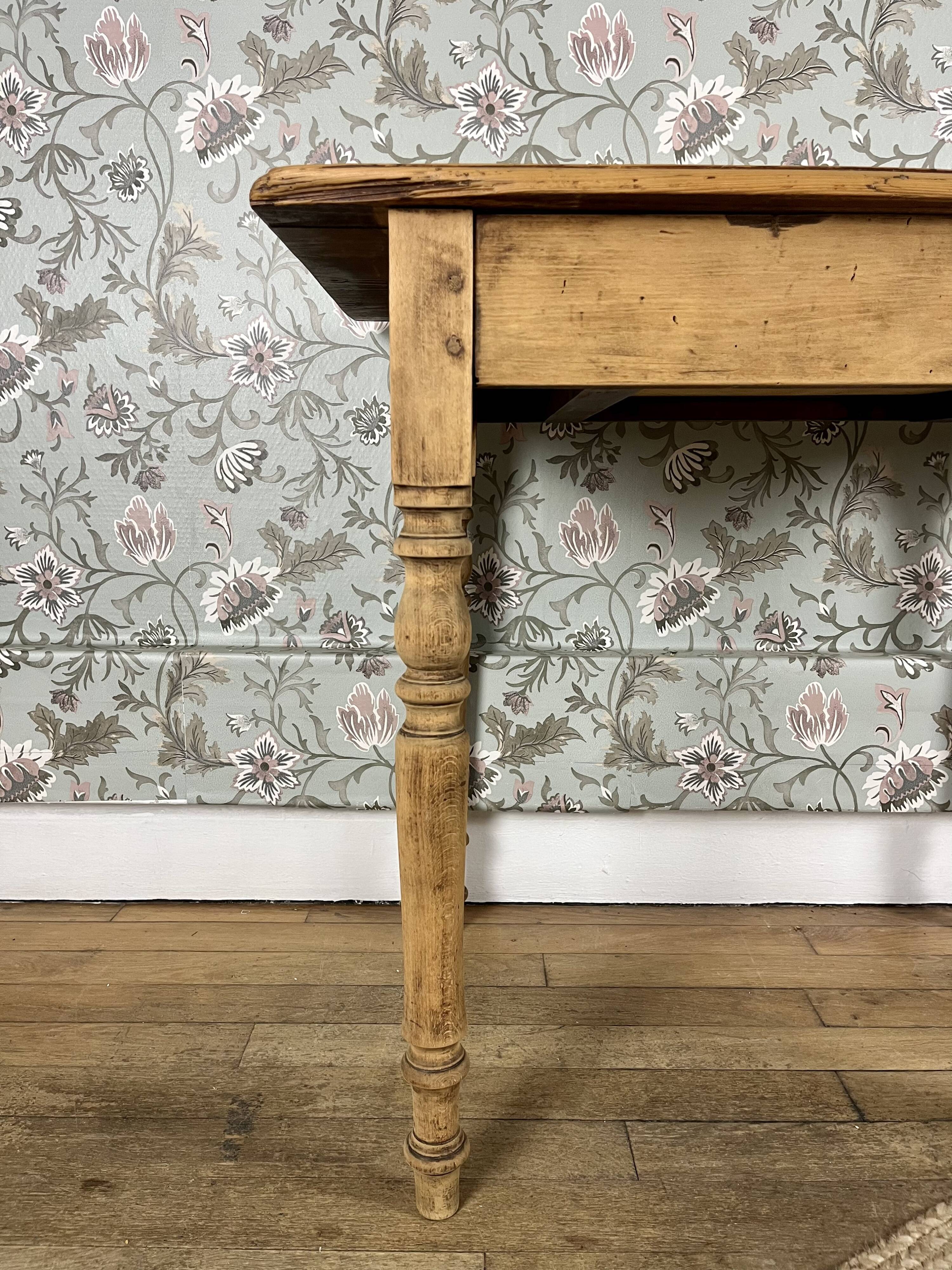 Desk or side table with turned legs