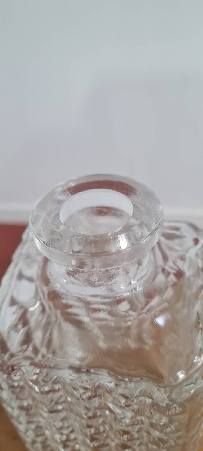 Chiseled glass whiskey decanter