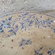 Antique U&C ceramic thorn bowl