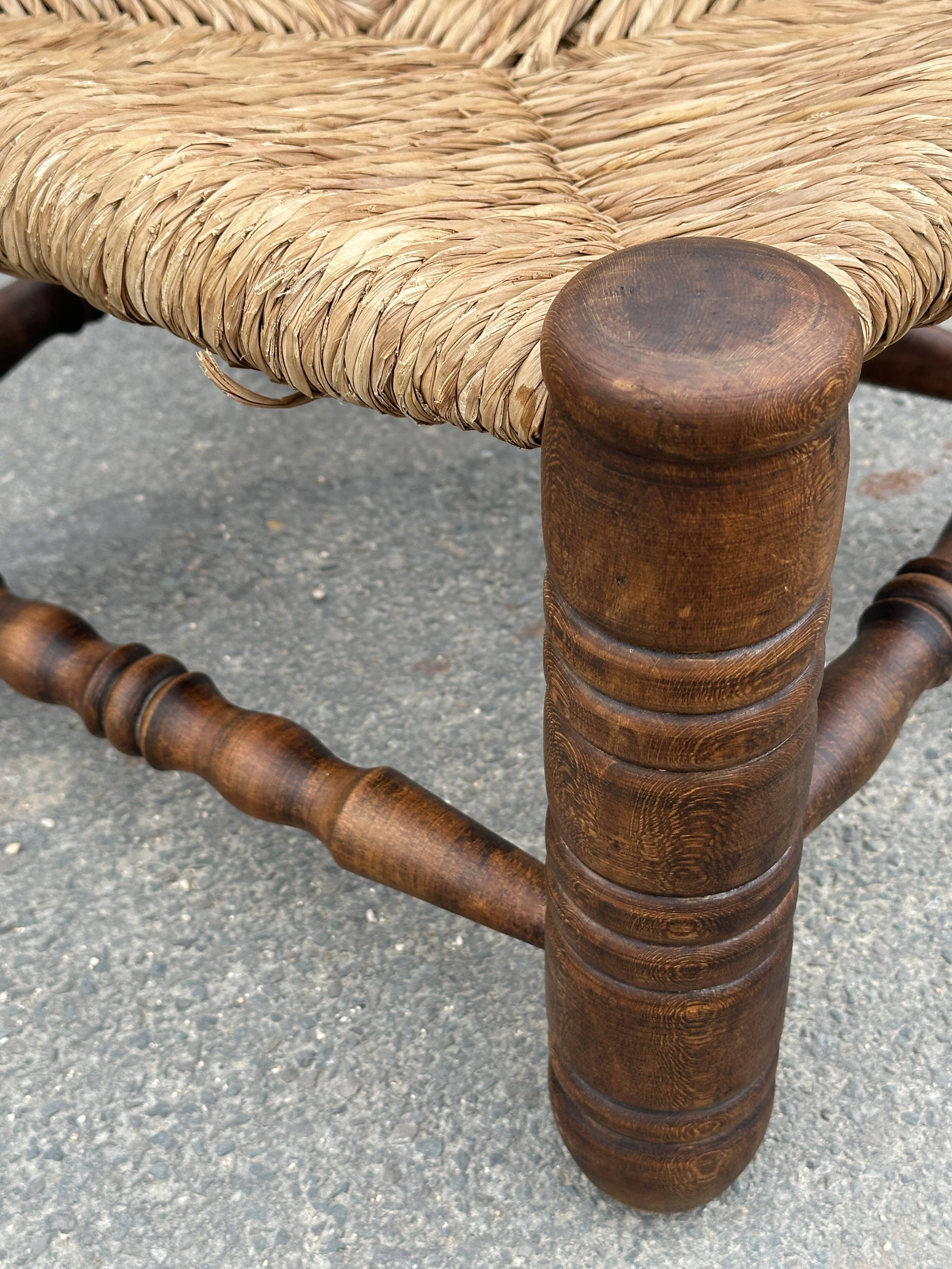 Low chair in oak and straw vintage design 60s