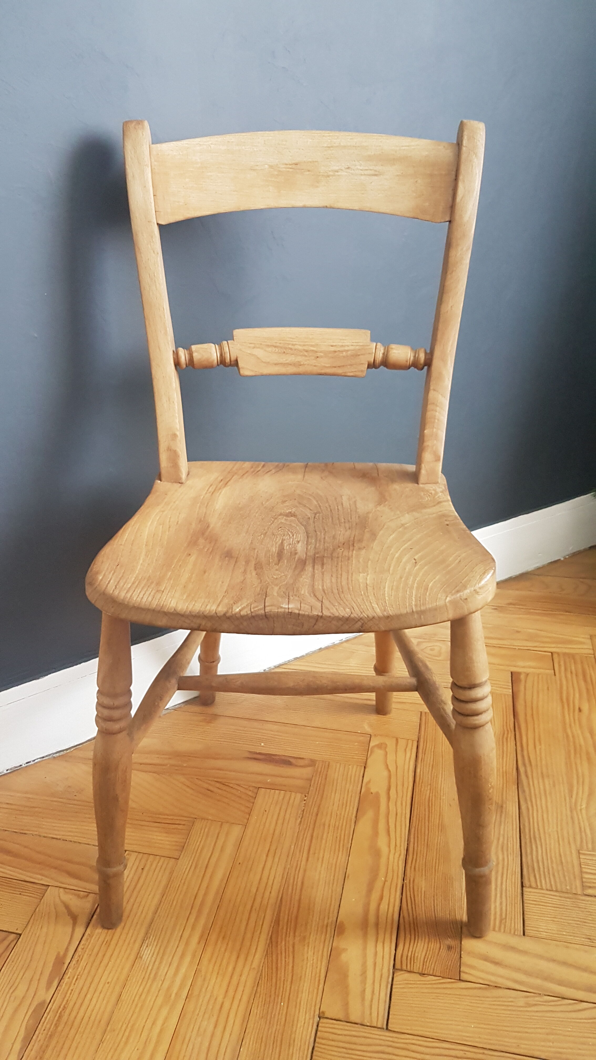 Chair turned feet