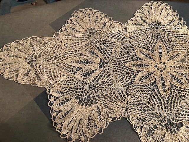 large old placemat (80cmx45) handmade