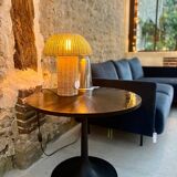 Pedestal table