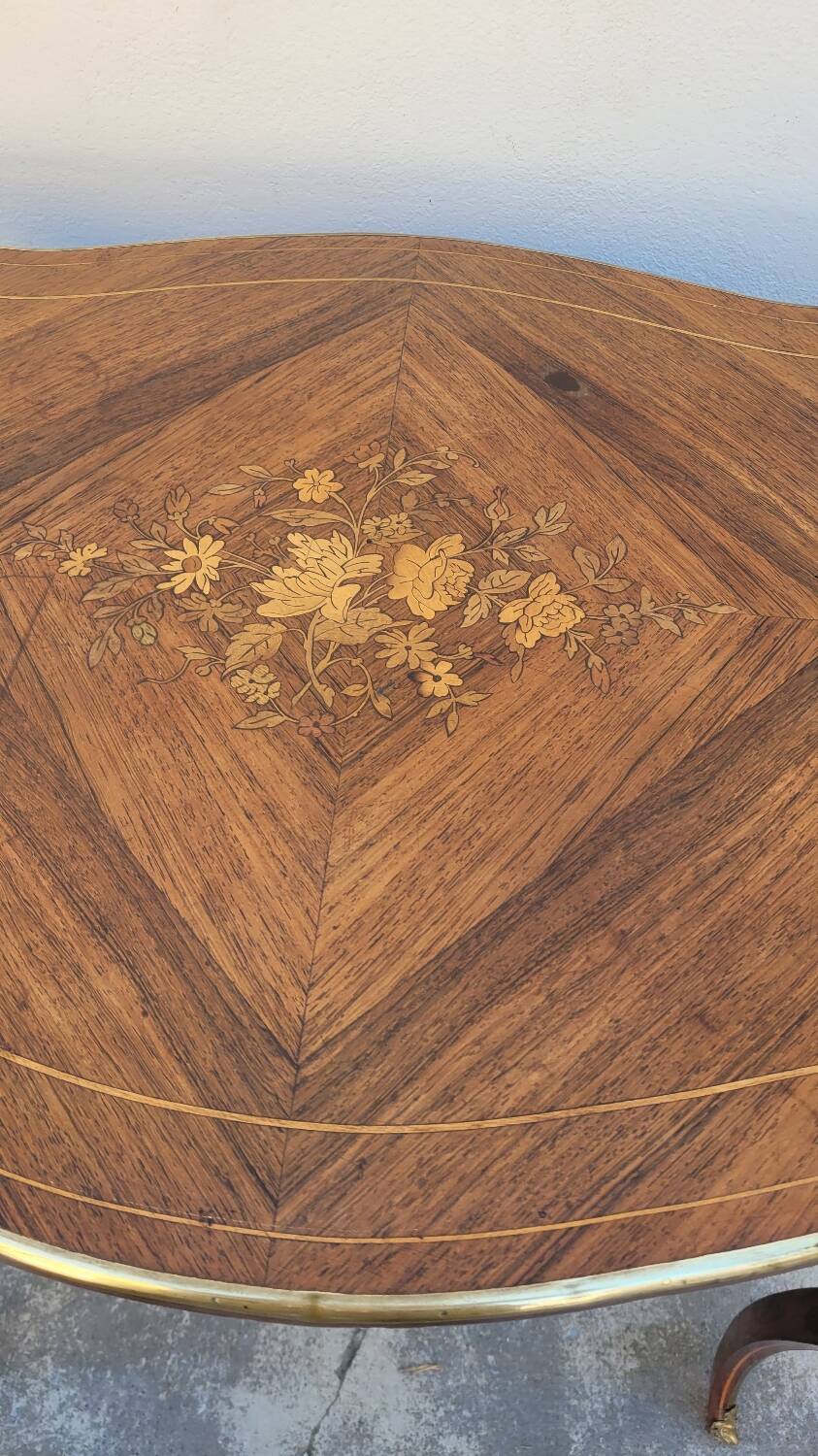 Napoleon III violin-shaped middle desk table 19th in marquetry