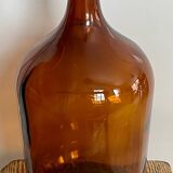 Give me amber Jeanne.