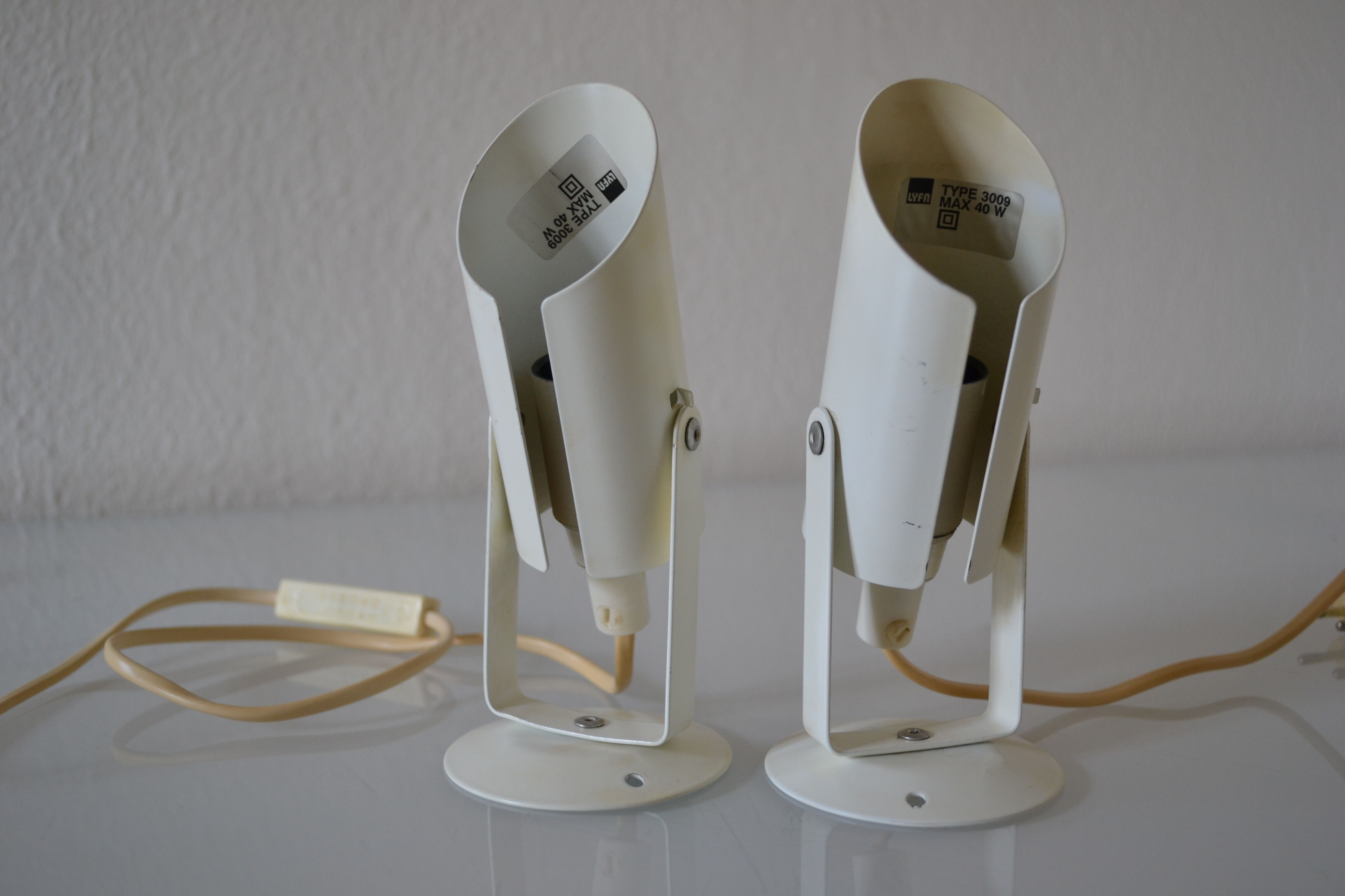Paire d'appliques scandinaves 60's Lyfa 3009