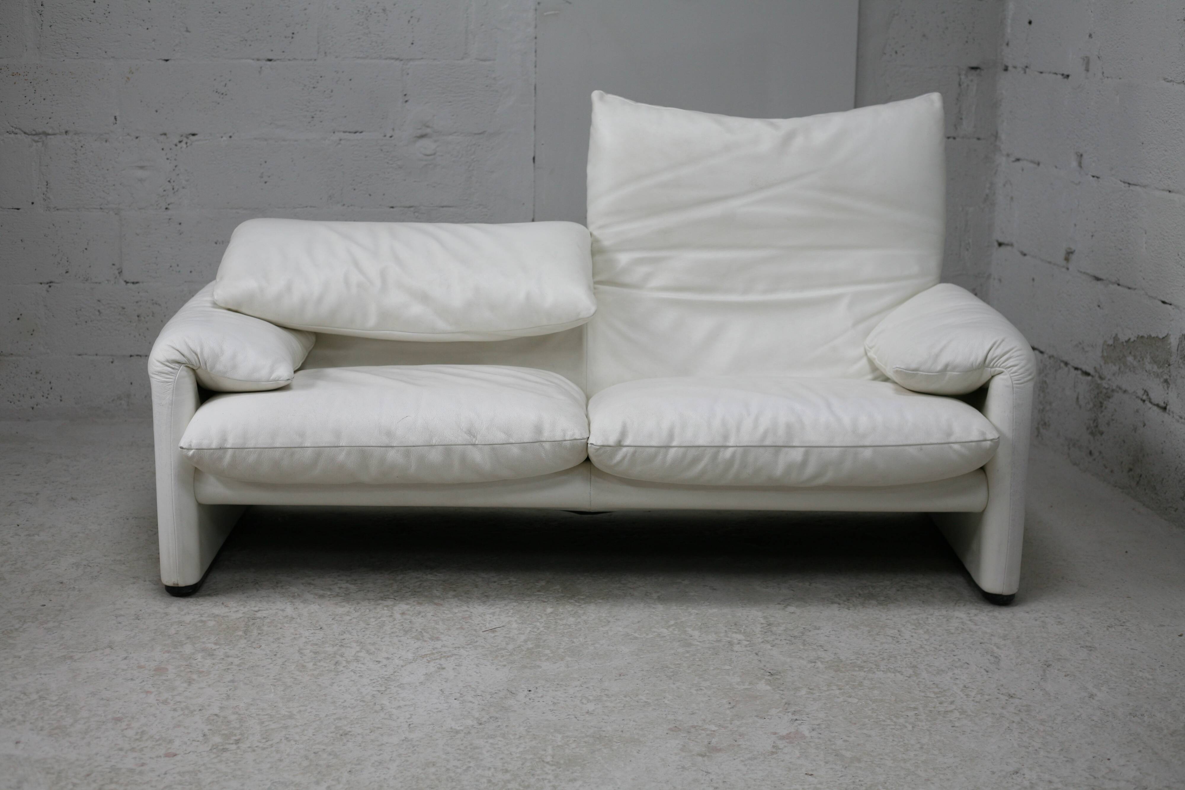 Canapé Maralunga de Vico Magistretti, Cassina, cuir blanc, Italie, circa 1970