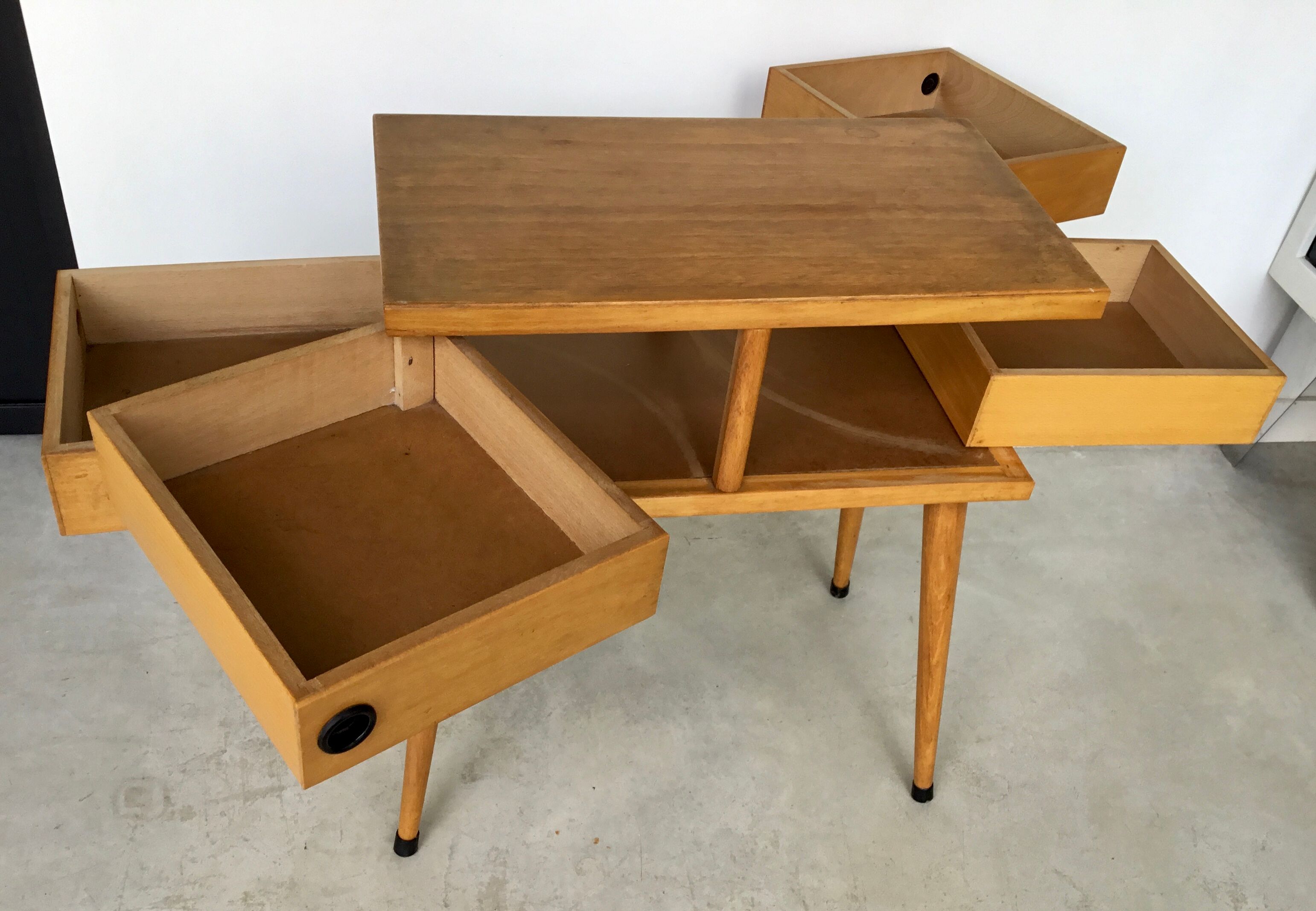 Vintage worker tapered feet with 4 swivel drawers - 1960