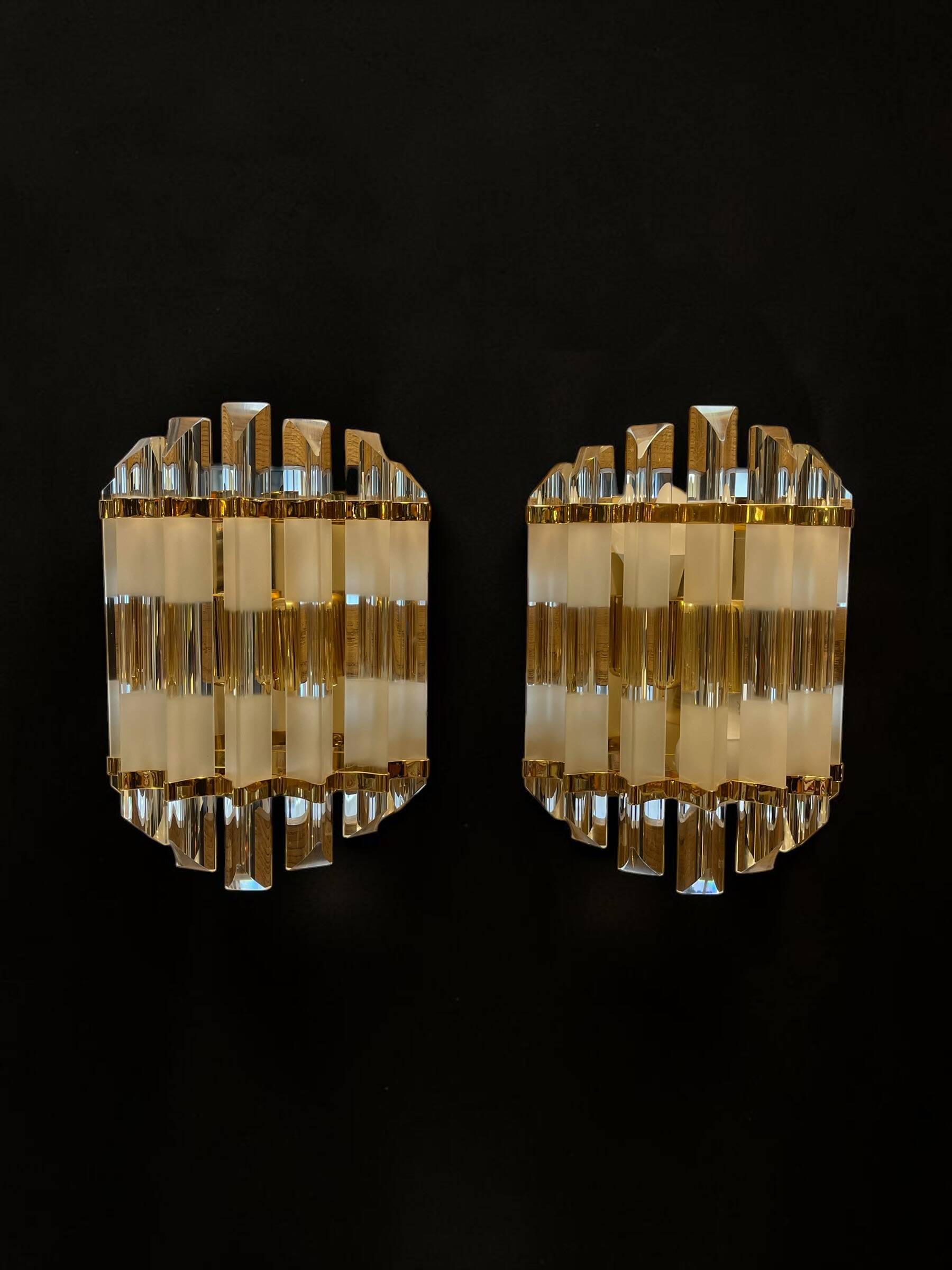 Pair of Venini wall lights 1980