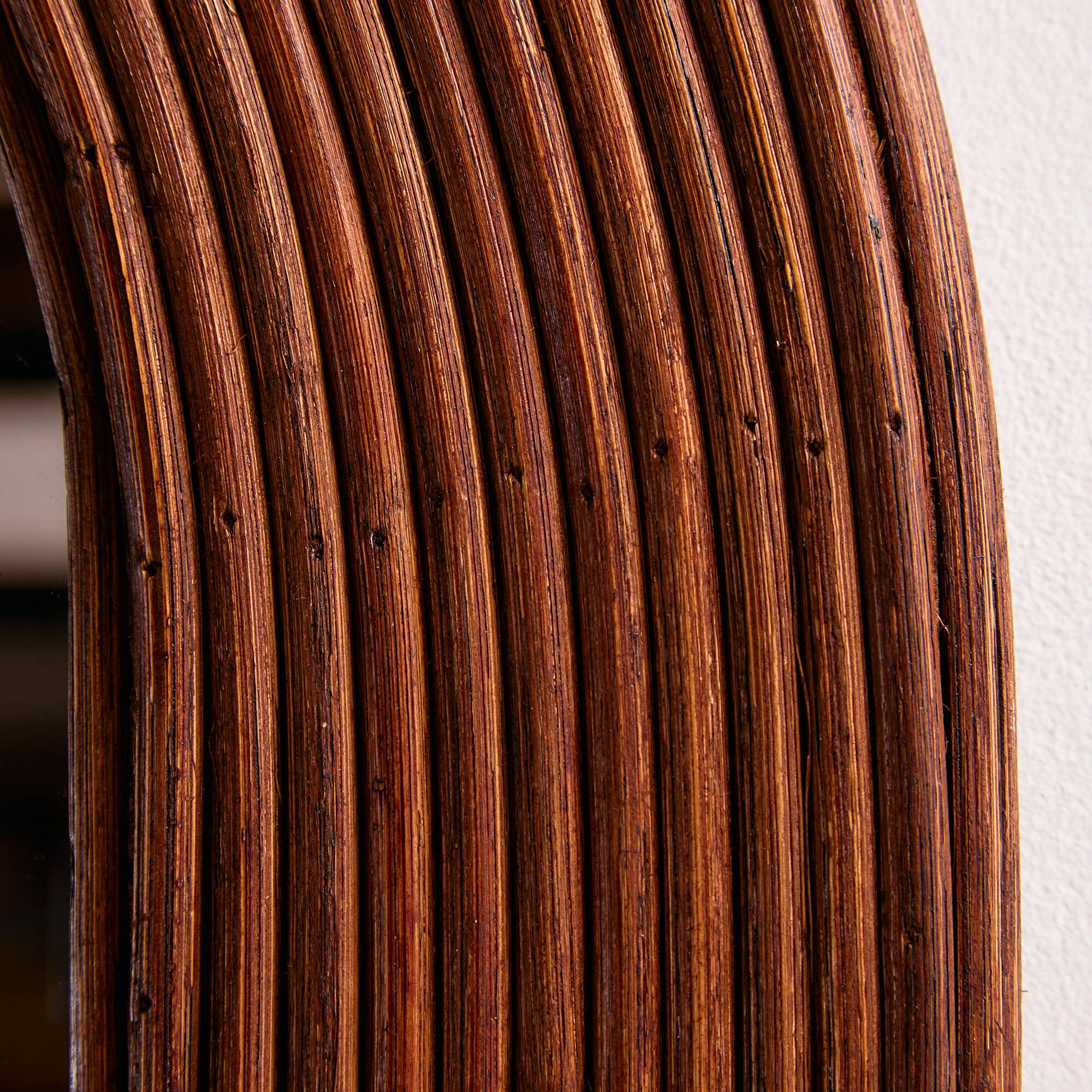 Miroir encadré de canne