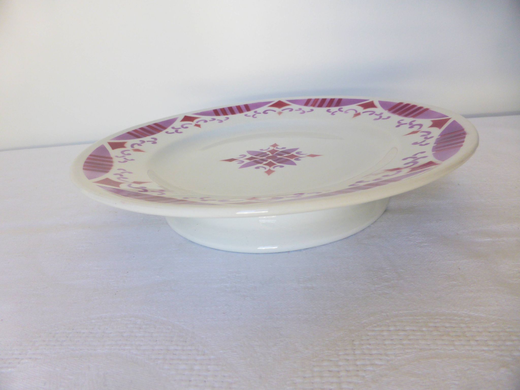 Dish on pedestal, ironstone compote dish from the Moulin des Loups and hamage, Madeleine model 2106177