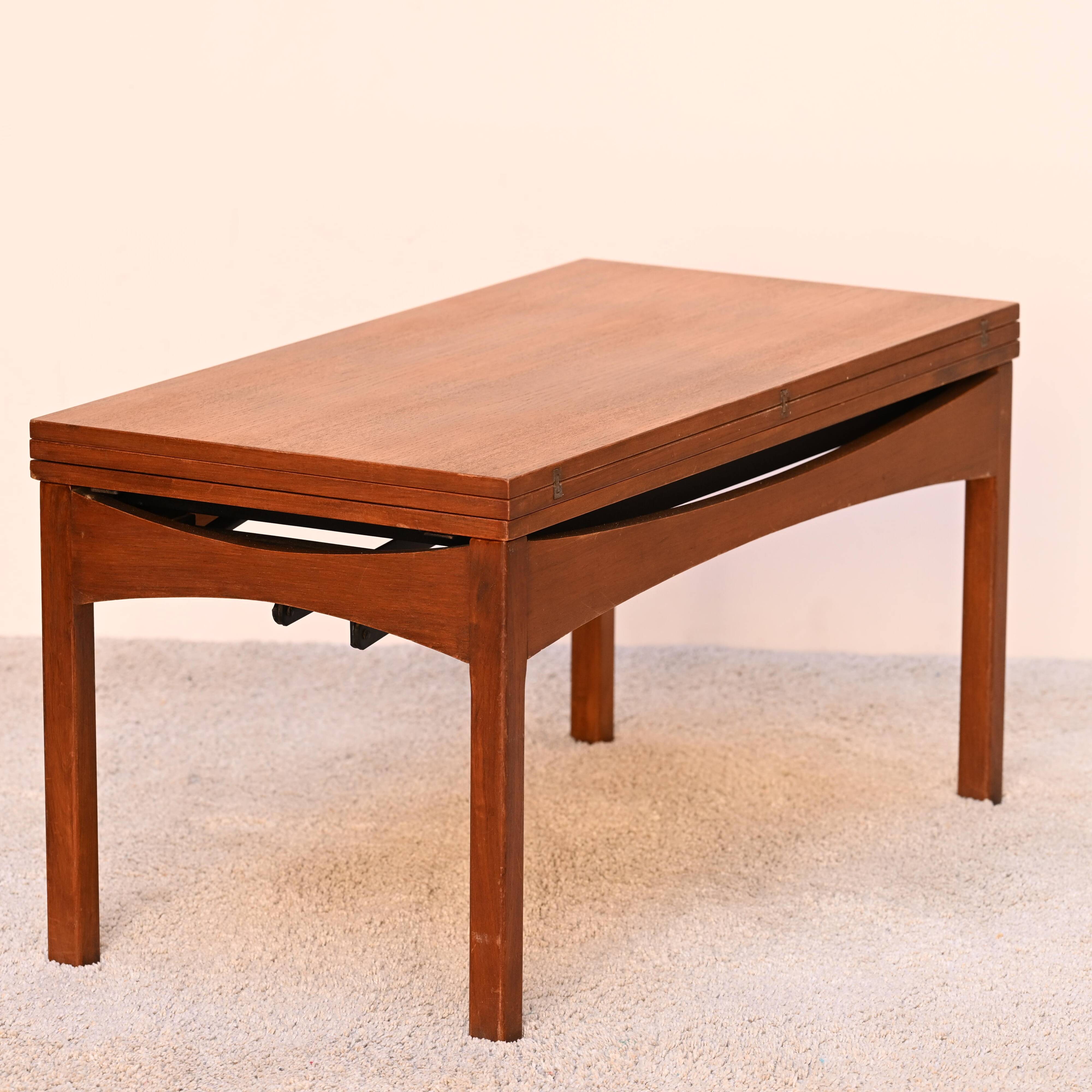 Modular table from the 70s