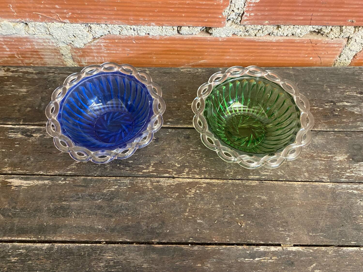 Pair of bol coupe fruit antique fostoria colony twisted green glass +