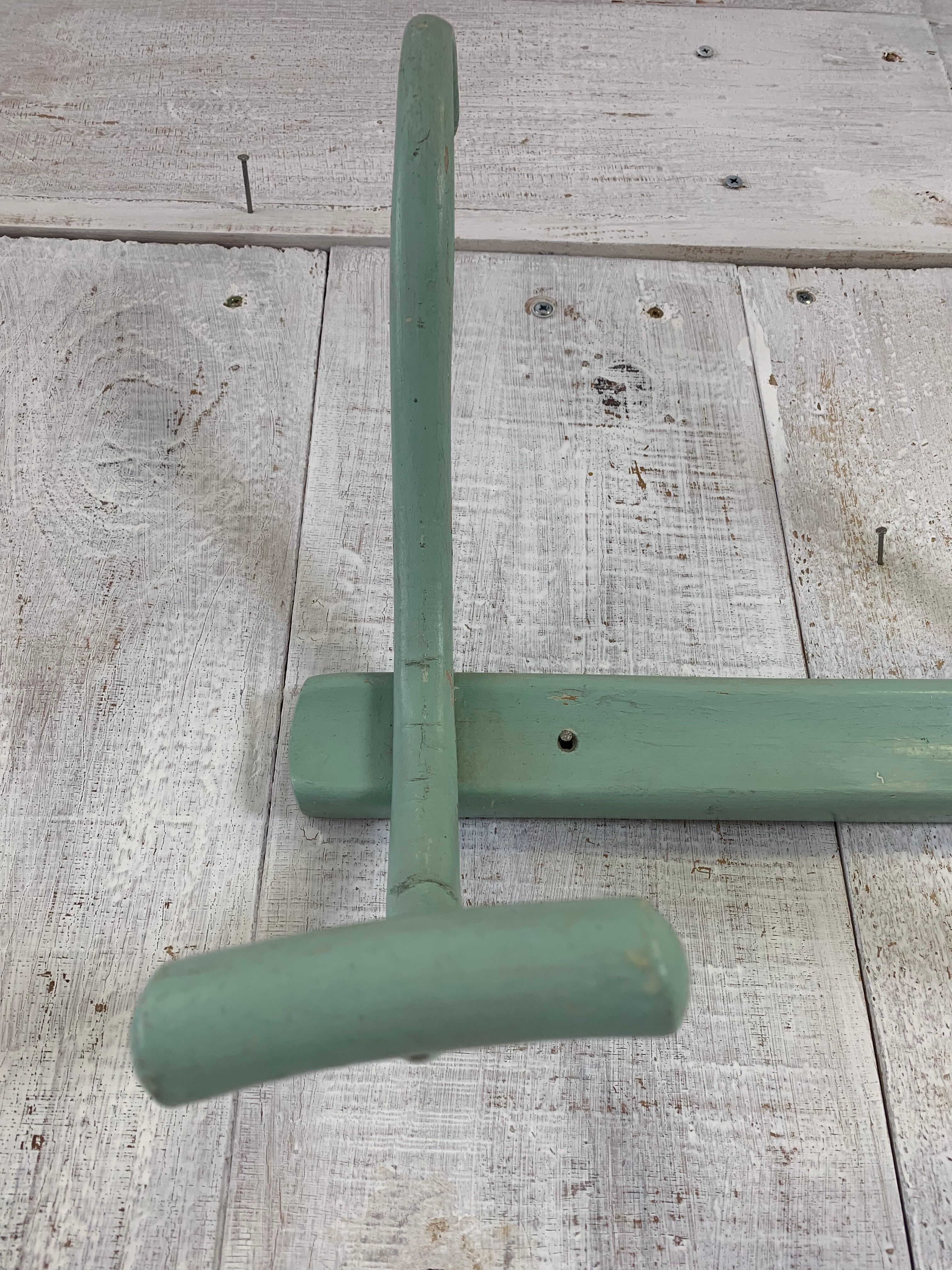 Curved wood coat rack