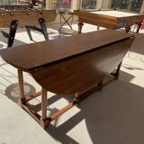 Oval table walnut wood
