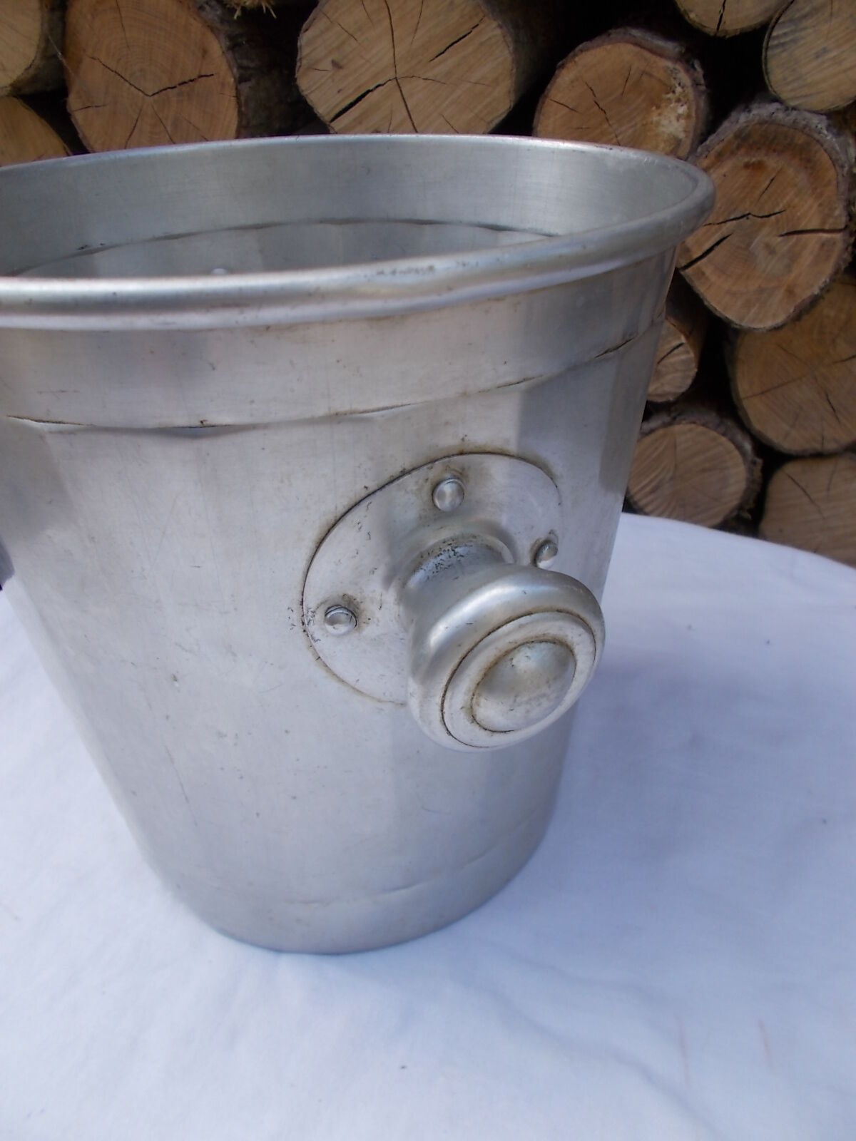 Champagne bucket in aluminum