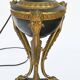 Lampe en bronze doré et métal laqué noir