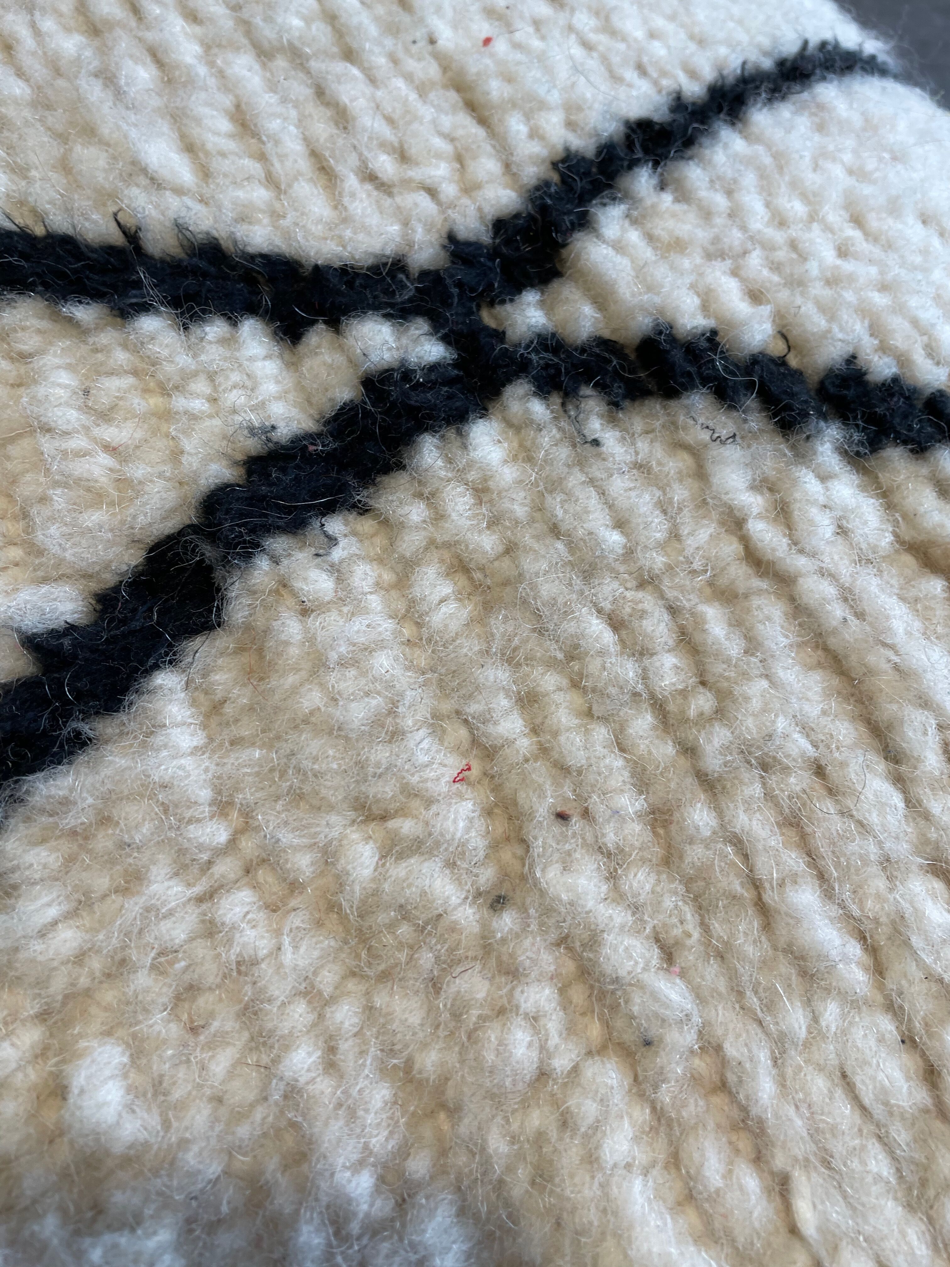 Moroccan berber pouf of sol Beni Ouarain