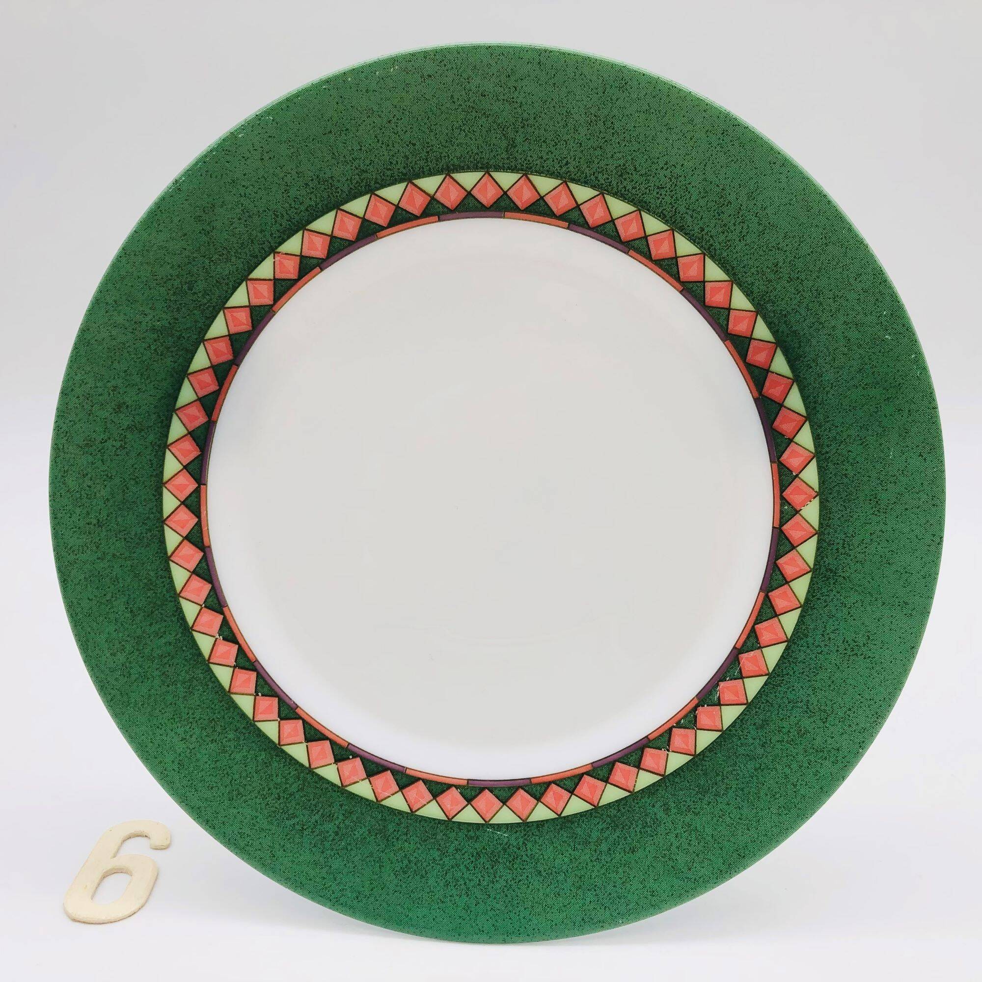 6 “Arcopal” dessert plates with art deco motifs
