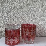 7 verres à apéritif en verre rouge et transparent ciselés vintage