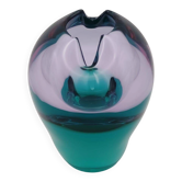Pretty little glass vase in very good condition.
