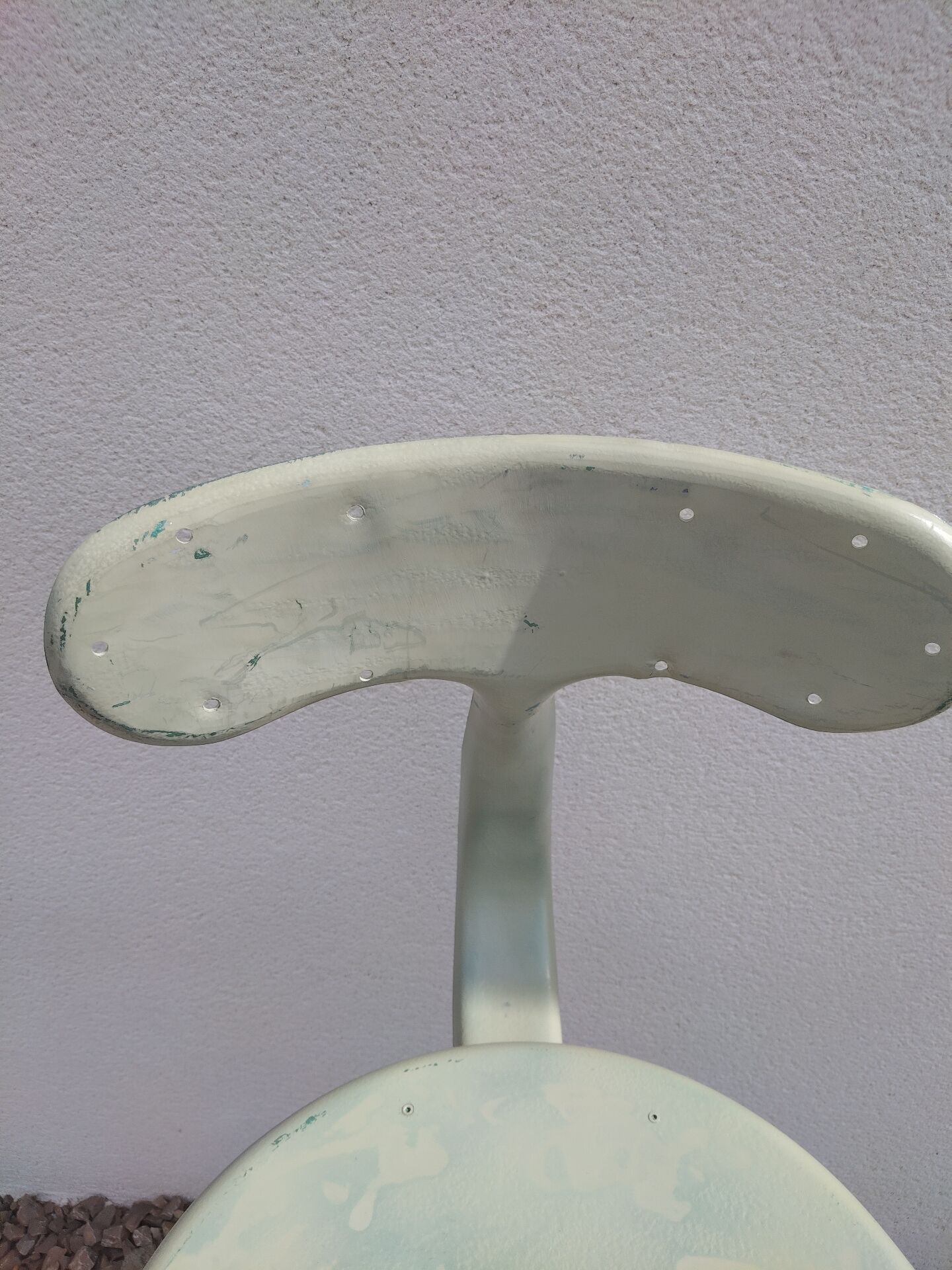 Nicolle workshop chair / Nicolle type with whale tail backrest