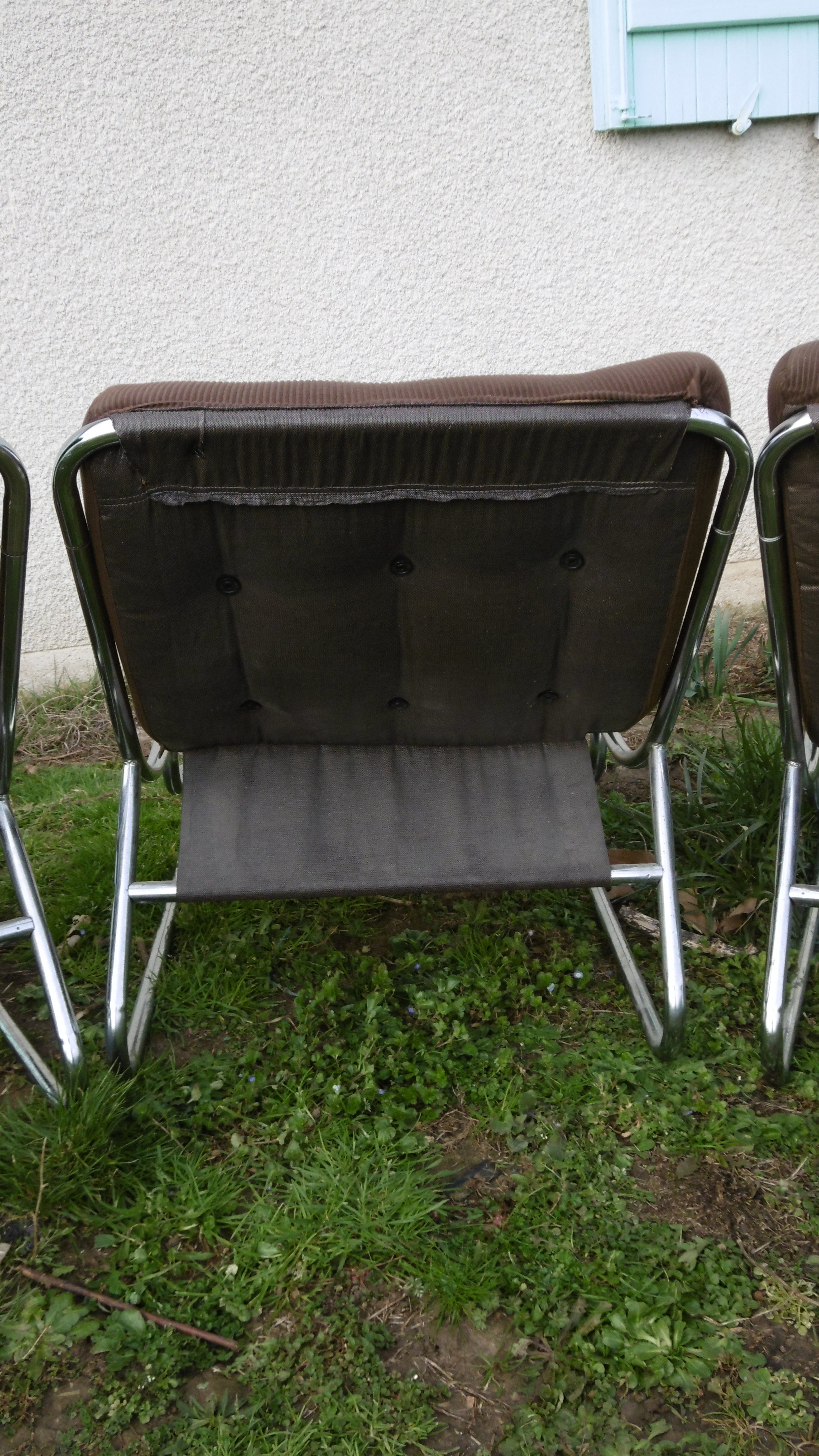 Chair tubular in Brown velvet of the 1970s