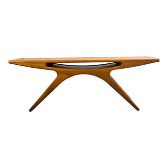 Table « Sourire » de Johannes Andersen, pour cfc silkebørg 1950