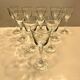 Lot de 11 anciens verres à eau en cristal gravé – Jambe facettée –