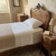 Lit style Louis XV en noyer (1 personne)