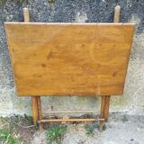 Foldable wooden table