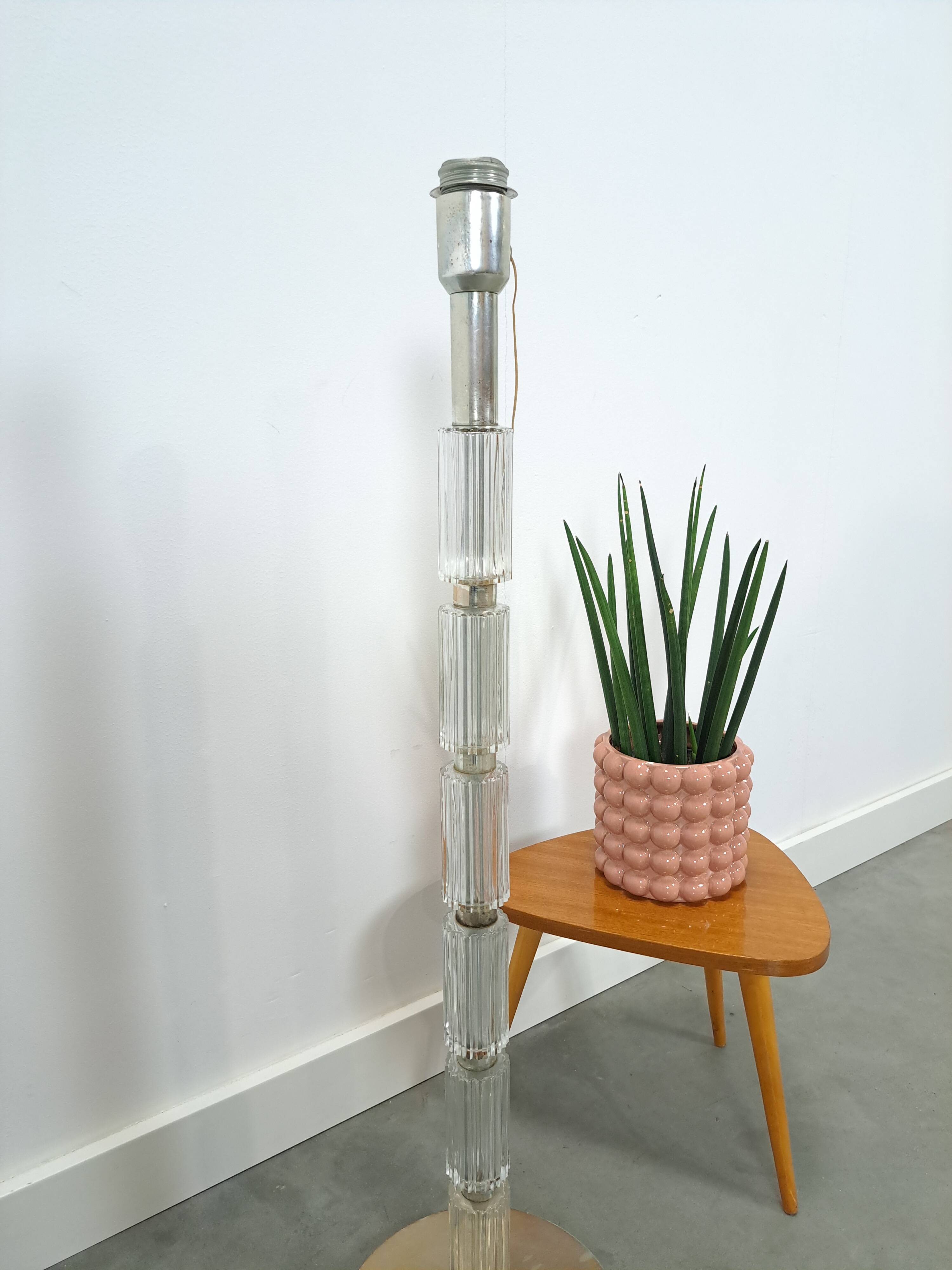 Jaren 70 glazen vloerlamp met chroom