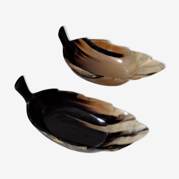 2 buffalo horn cups