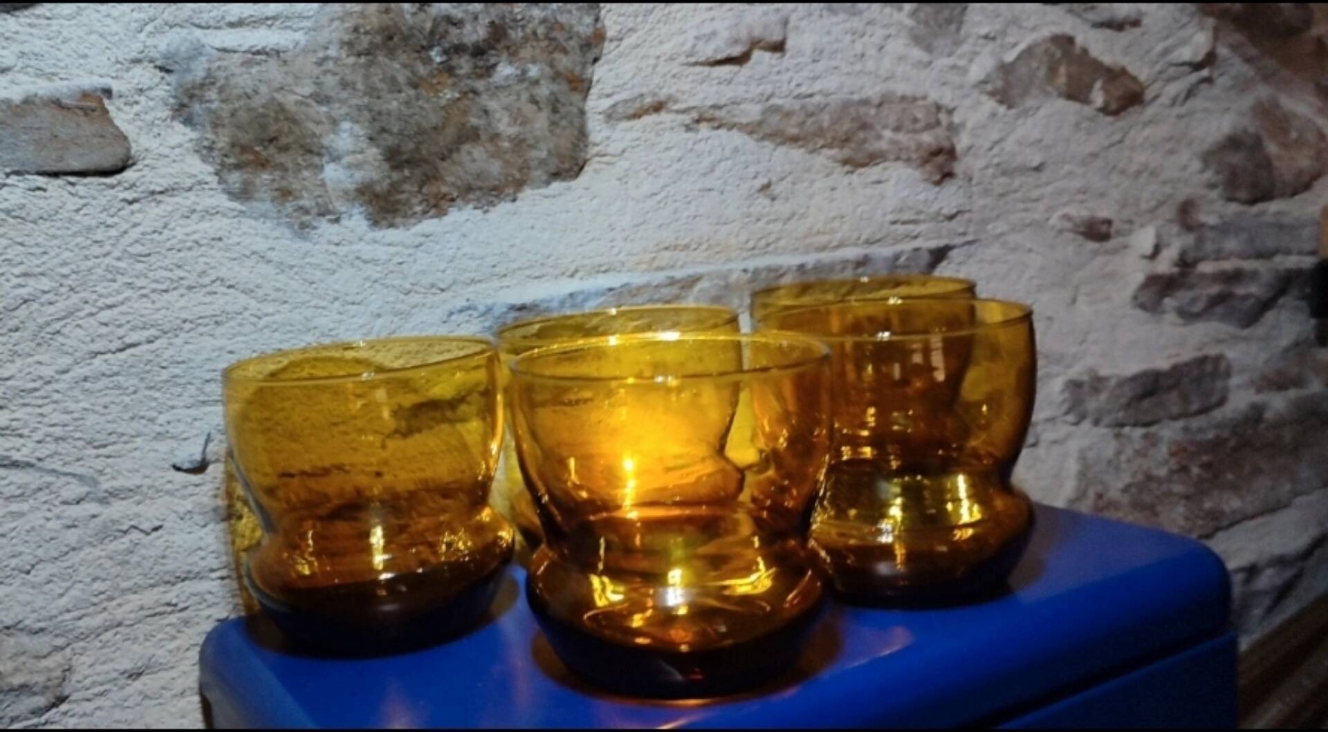Set of 6 amber glasses from the 70s.