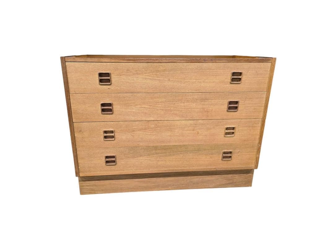 Vintage wooden shelf/bookcase/display cabinet