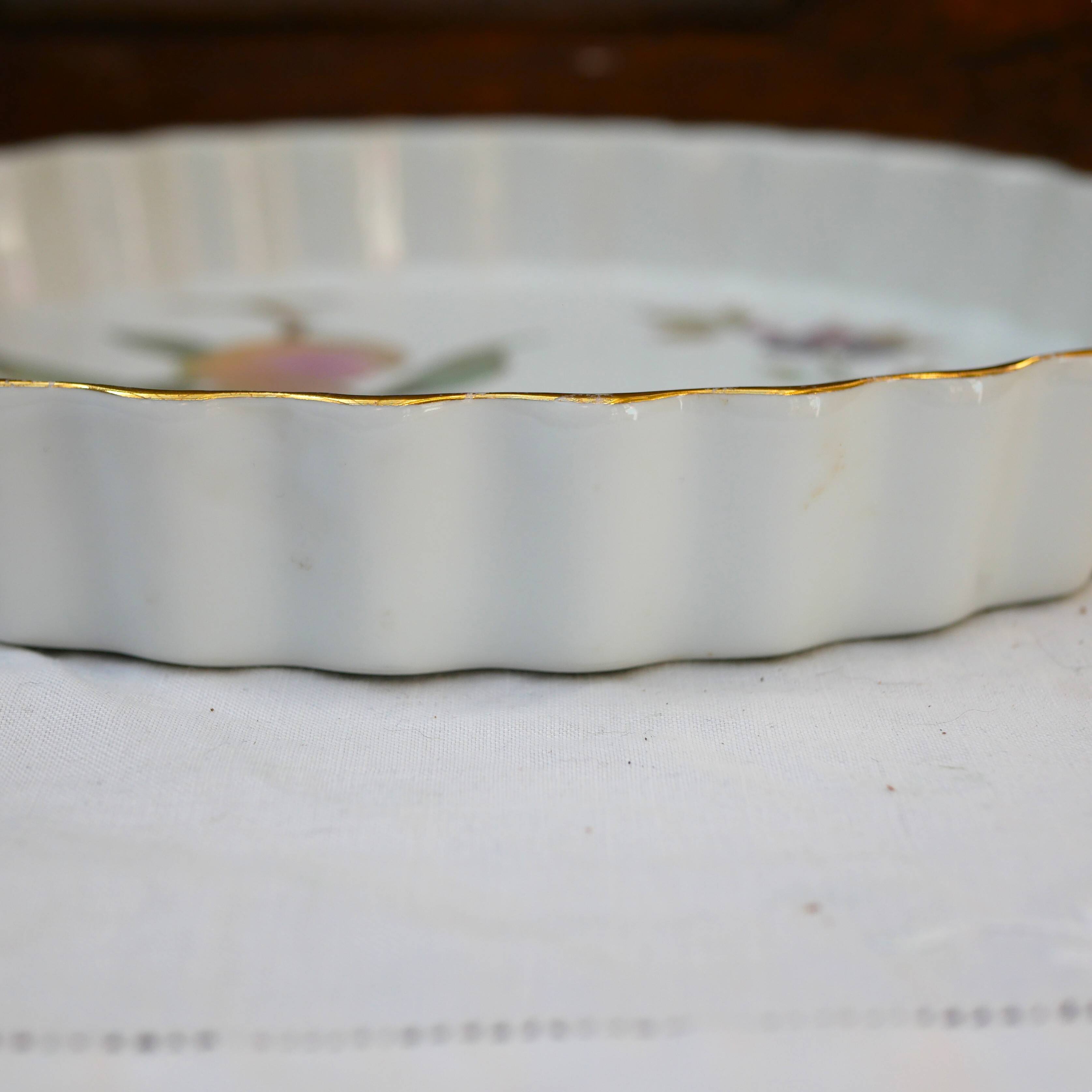 Royal Worcester Evesham Gold pie dish