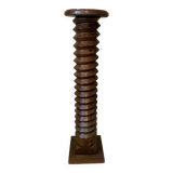 Press screw column