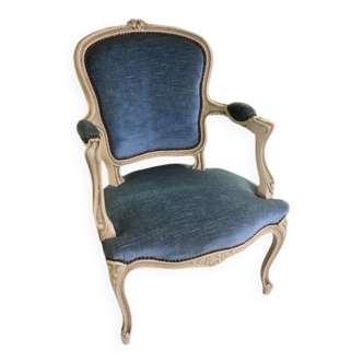 Cabriolet armchair
