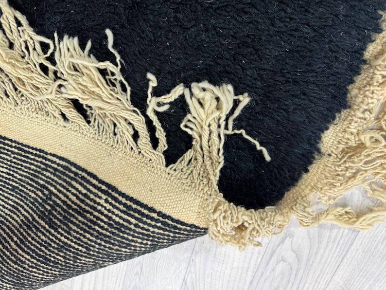 Colorful handmade Azilal rug size 150 x 250 cm