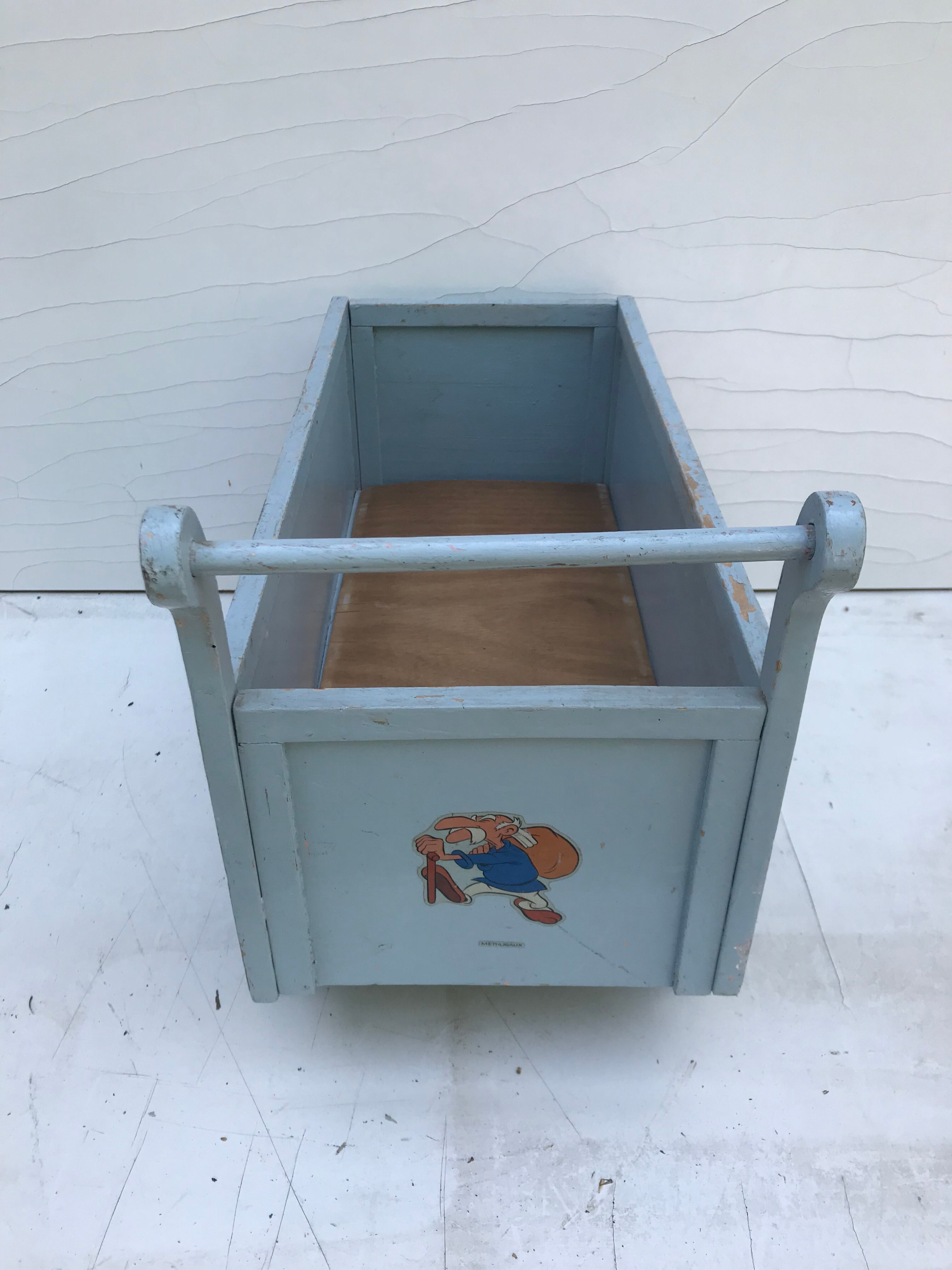 Ancien chariot à jouets en bois