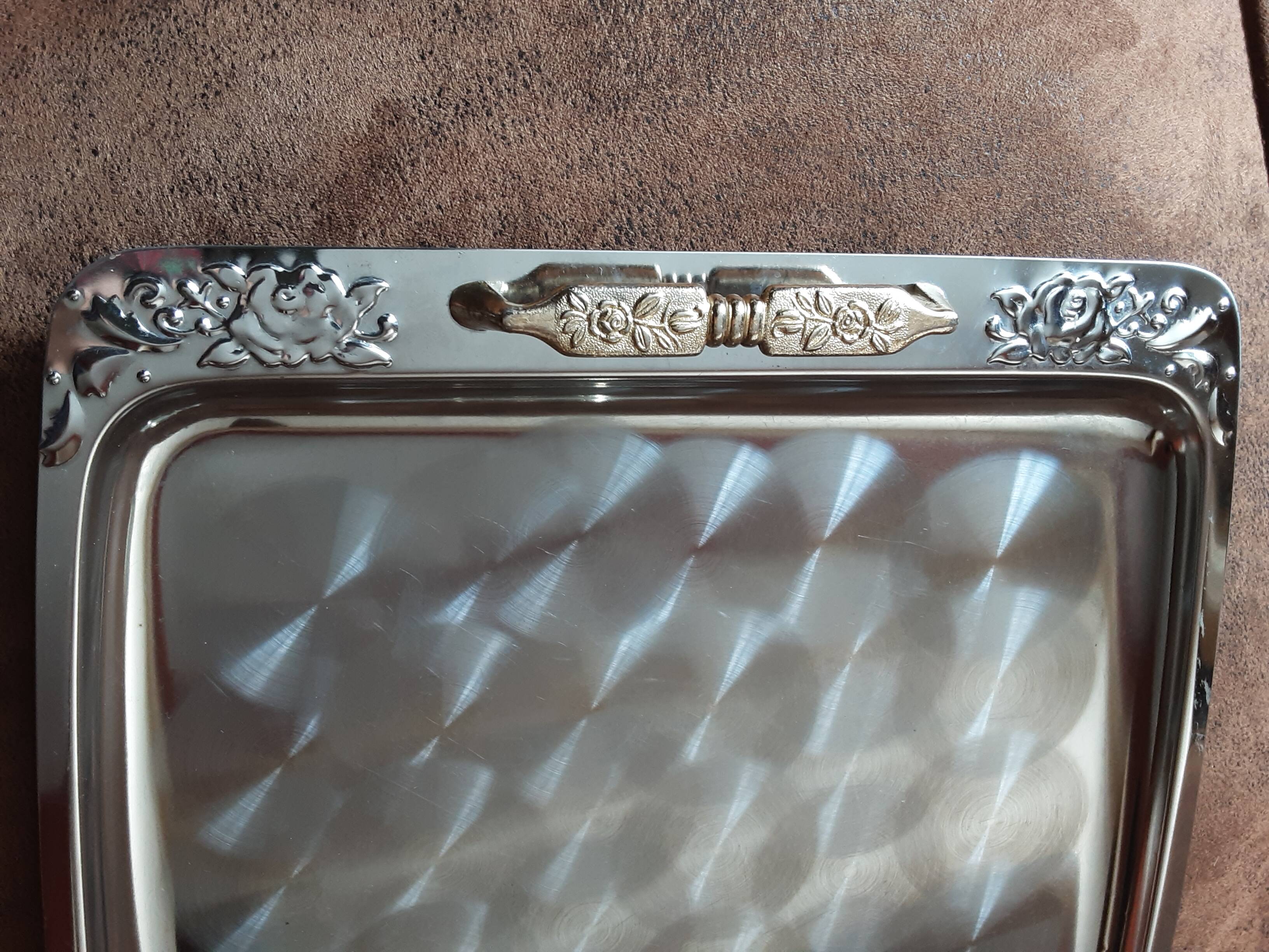 Plateau  métal  original