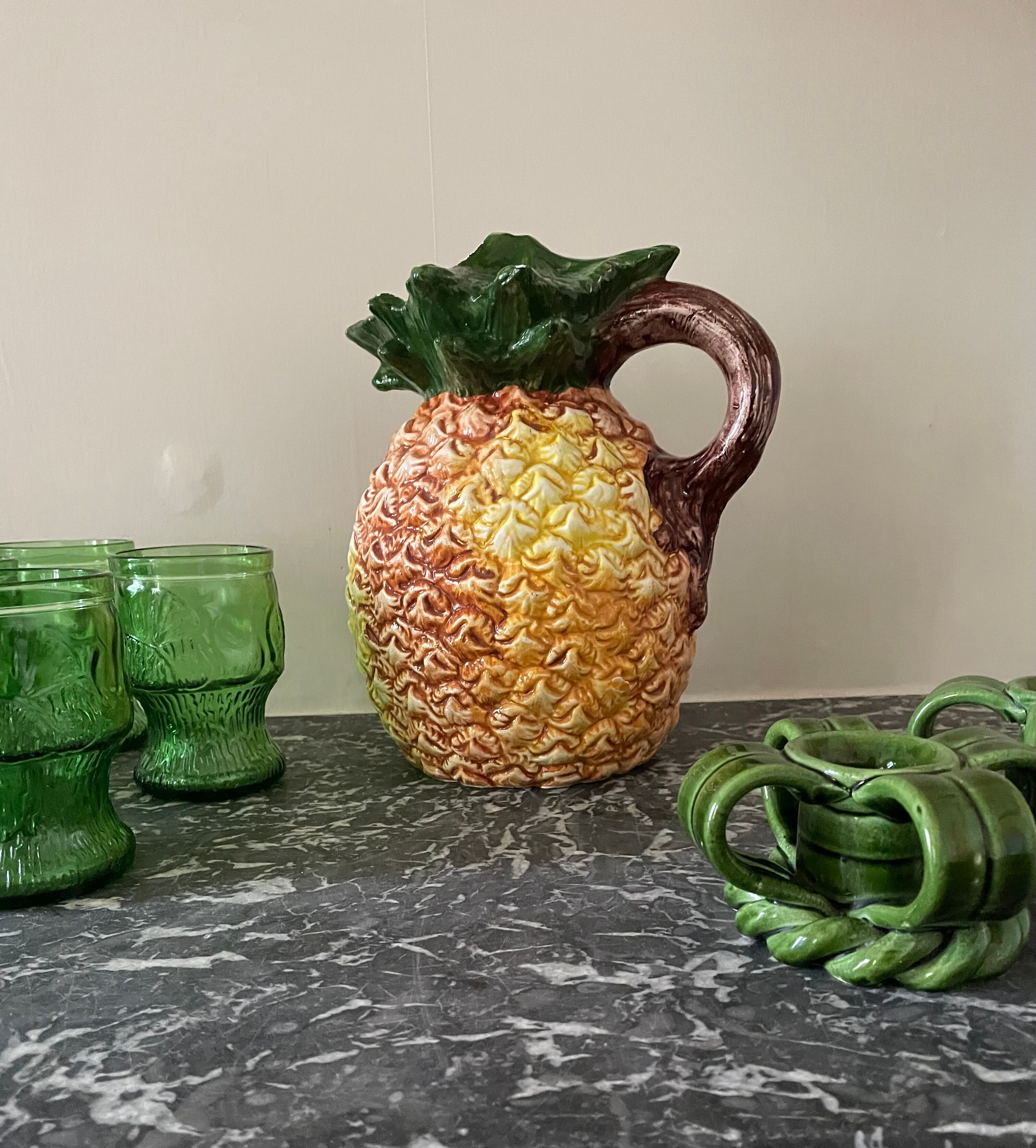 Pineapple slurry pitcher