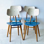 Chaises de salle à manger par TON