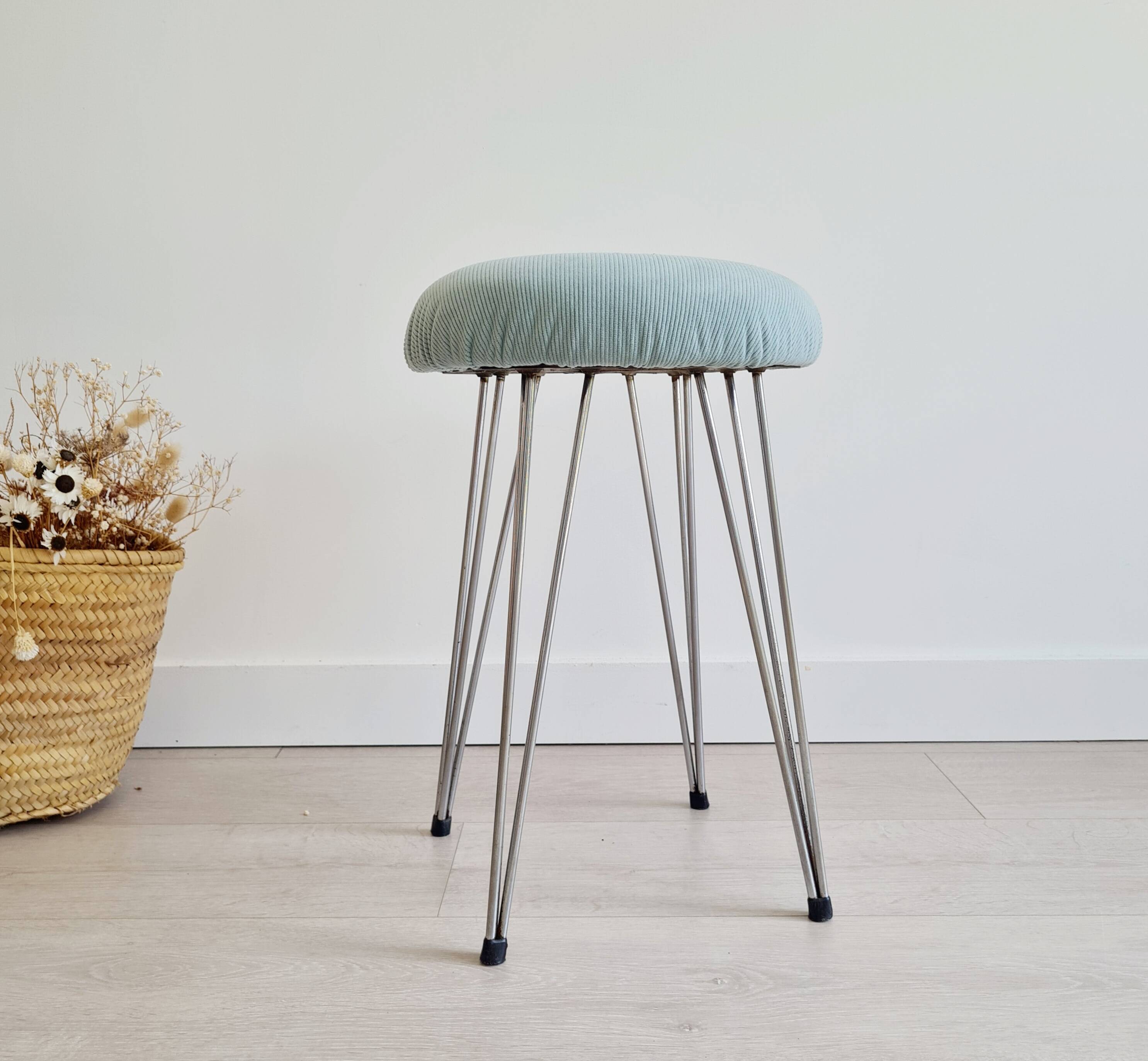 Vintage metal and blue velvet stool, 1960s.