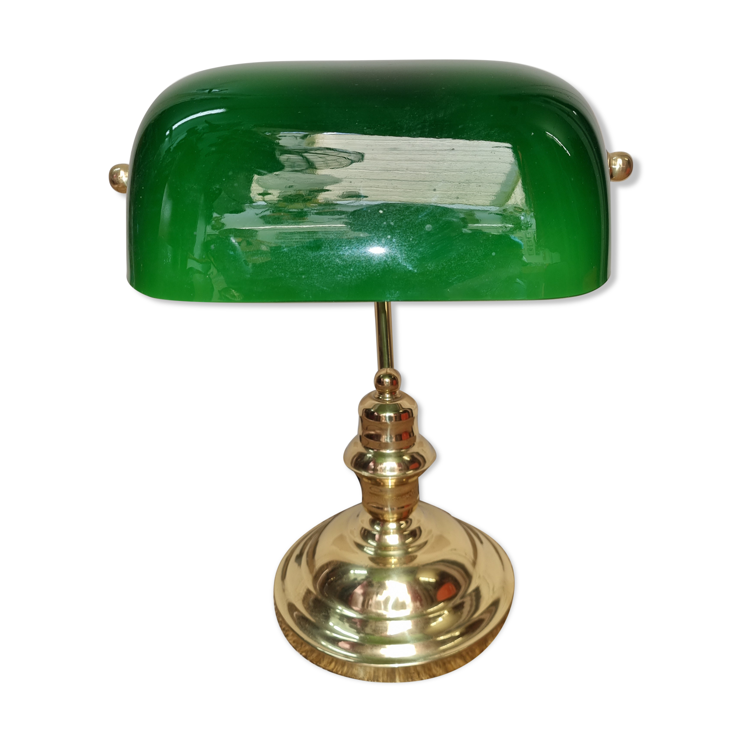 Green opaline banker lamp