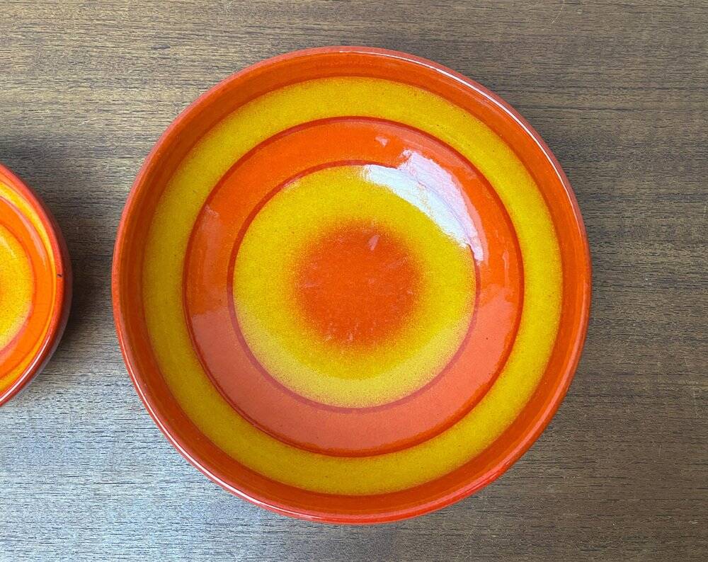 Set of 2 ceramic bowls by Baldelli, Italy.