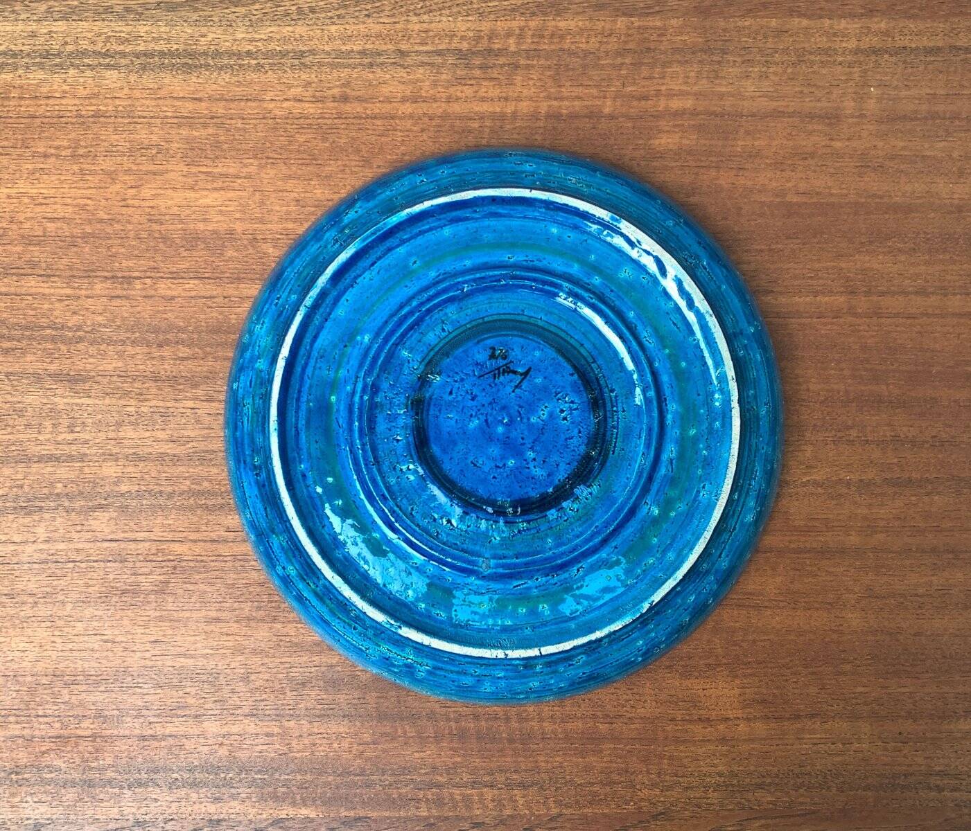 Large Rimini Blue bowl from the mid-century by Aldo Londi for Bitossi.