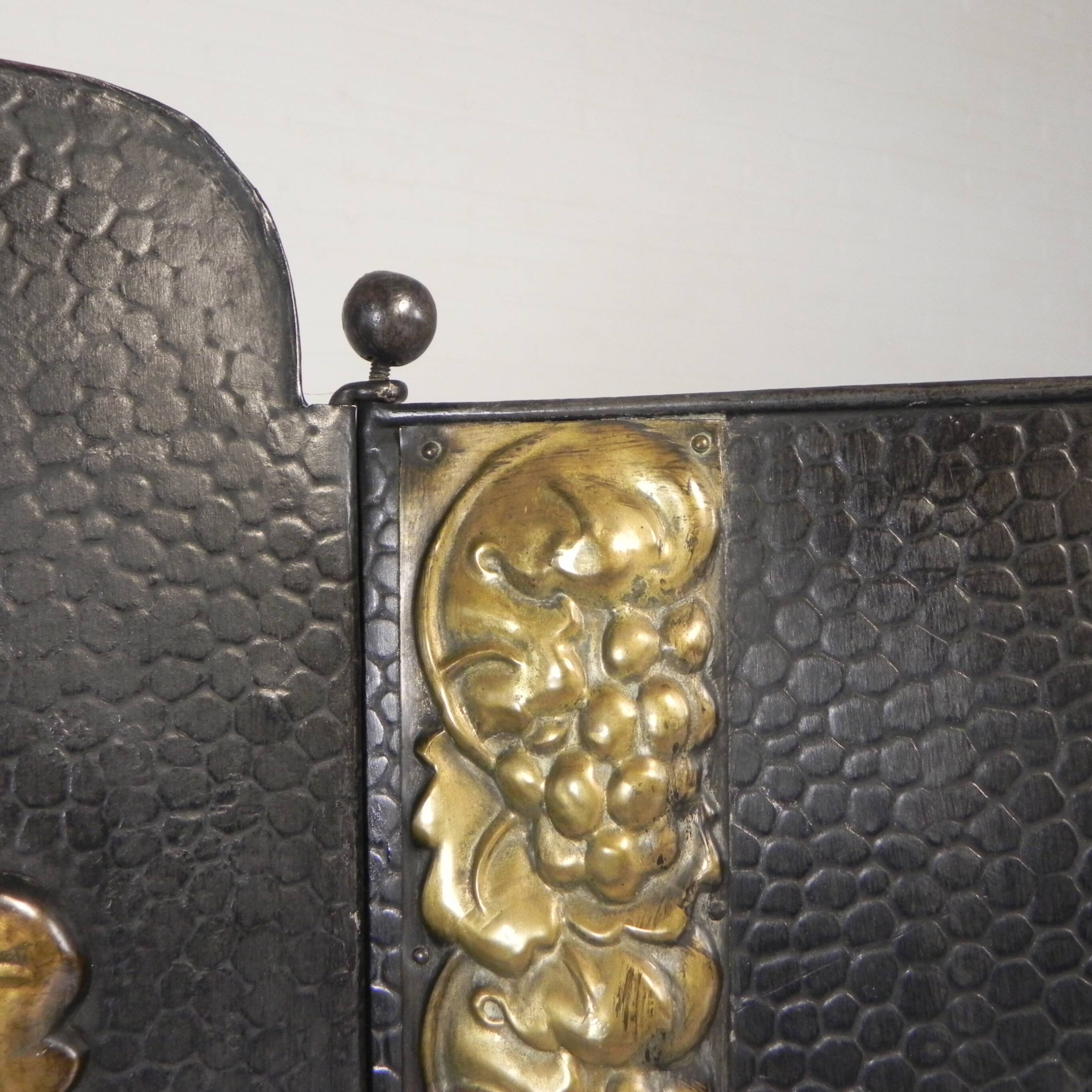 Art Deco screen in steel with brass details, 1930s.