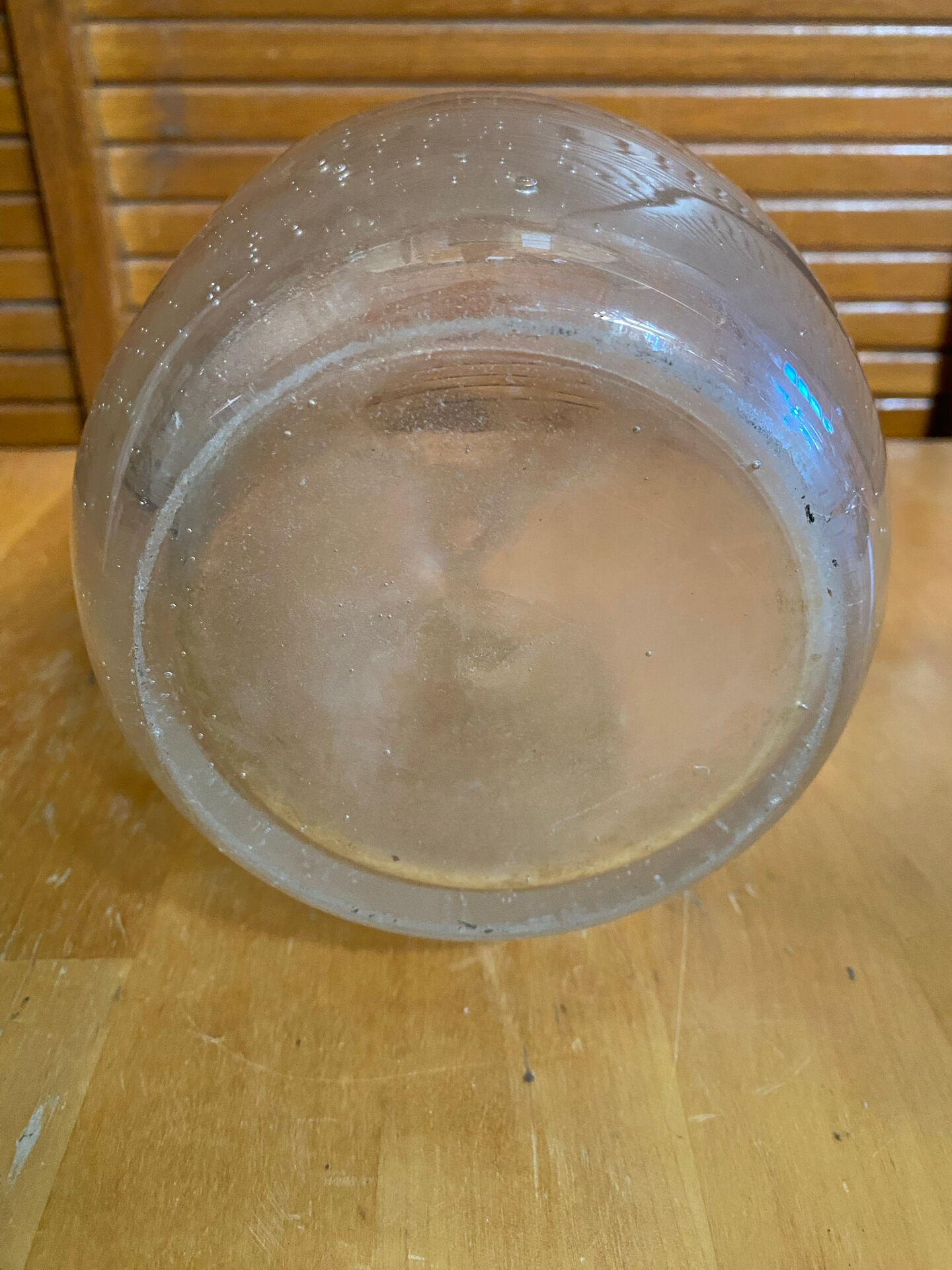 Vase ancien style Biot en verre soufflé bullé